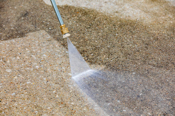 Best Pool Deck Cleaning  in Center Point, AL